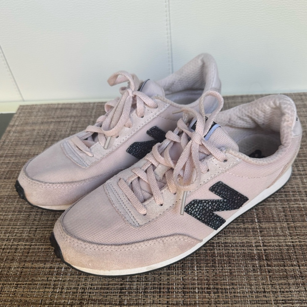 Women’s New Balance 410 Trail Runners
